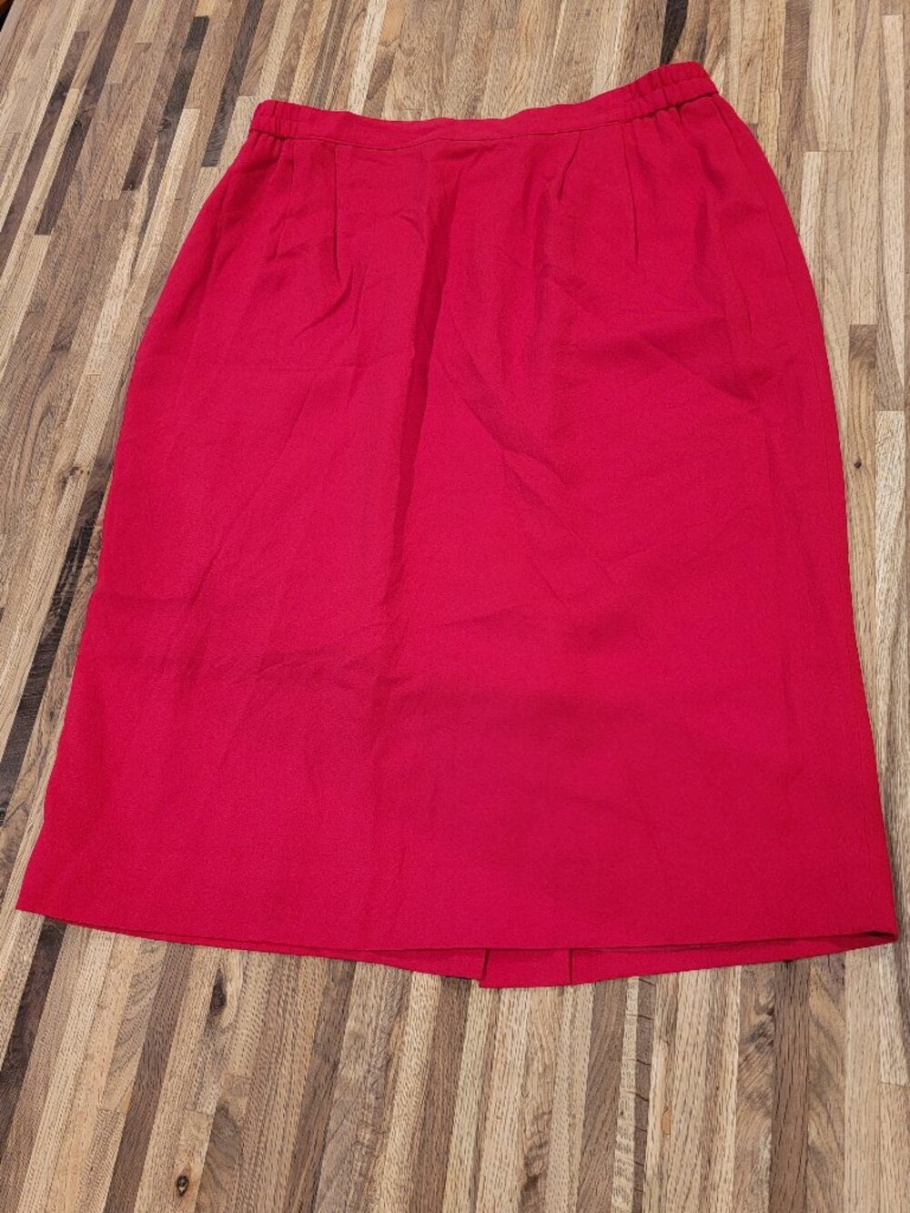 Worthington Red High Pleated Front Waisted Career Wear Ladies Boot Skirt